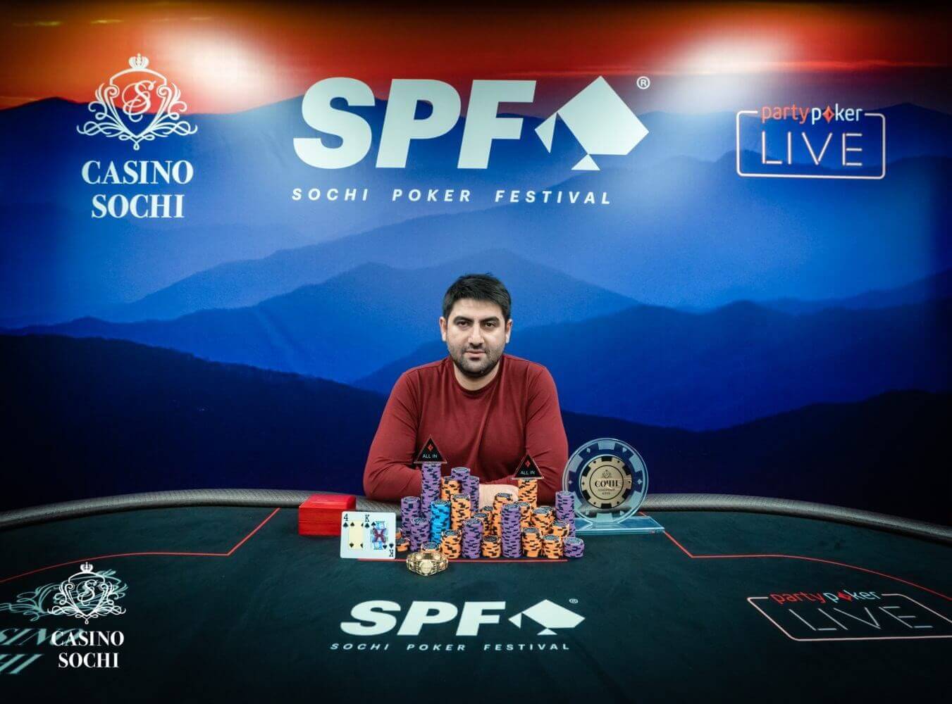 Первое место в Главном Событии Sochi Poker Festival занял Арутюн Саакян